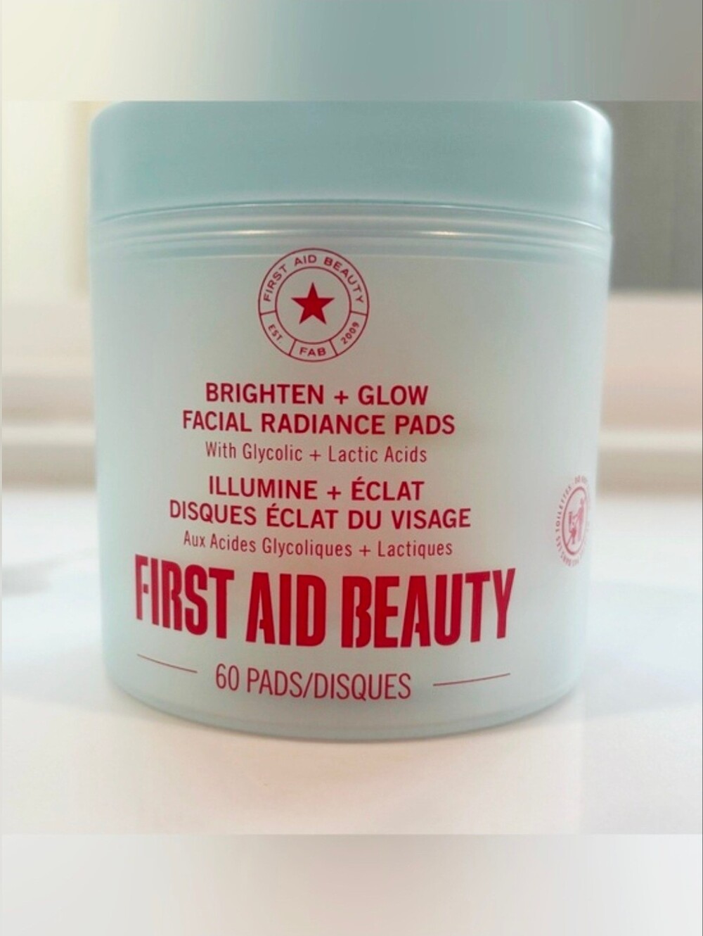 First Aid Beauty | Radiance Pads | Brighten & Smooth Skin | New Sealed